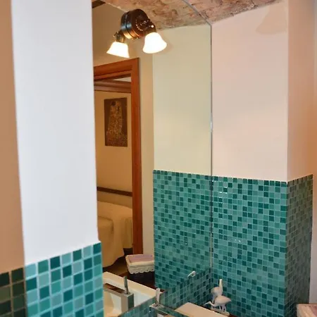 Posizione_strategica_sottosopra_laspezia * La Spezia